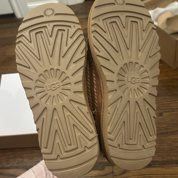 UGG ULTRA MINI ALPINE BOOTS (BRAND NEW) - Picture 8 of 11